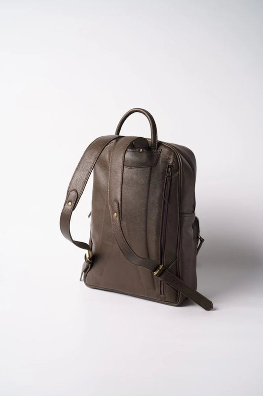 Trendy Black Backpack – Minimalist Style