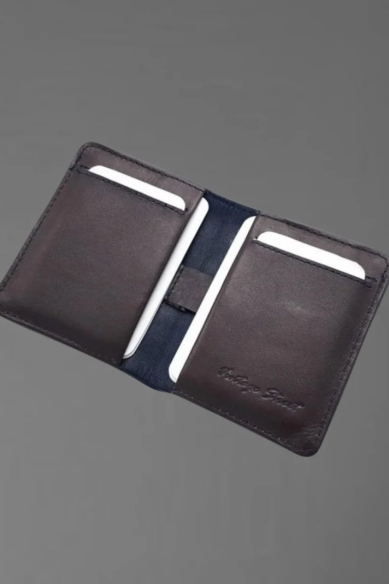Genuine Leather Card Holder – Sleek & Stylish