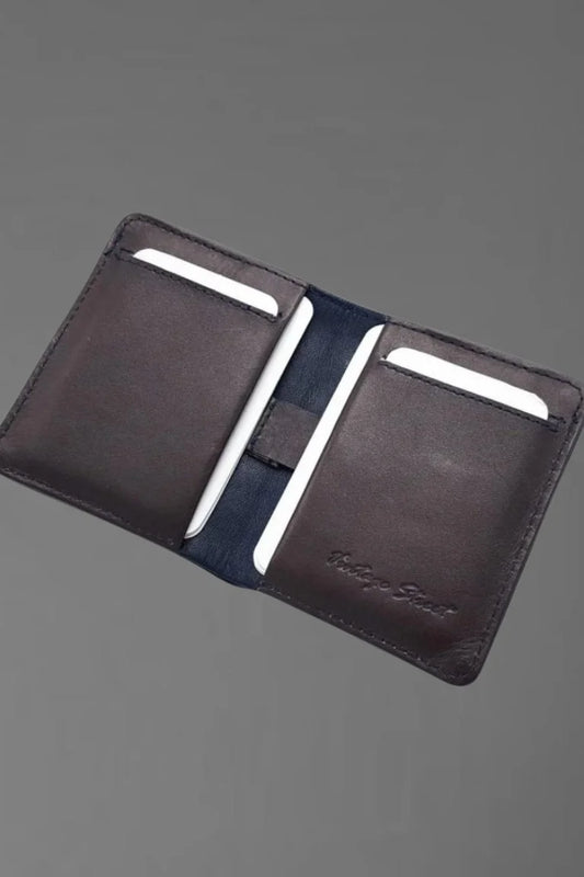 Genuine Leather Card Holder – Sleek & Stylish